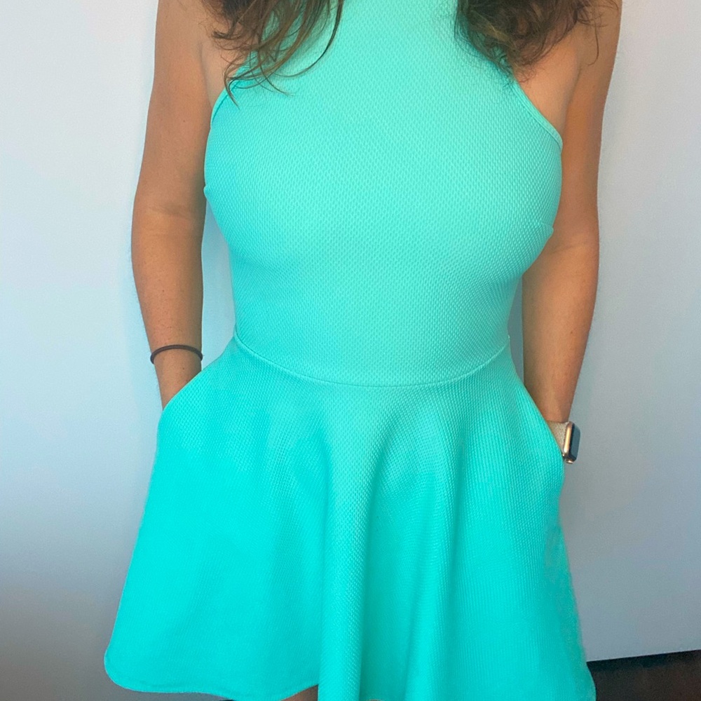 Lulu’s Mint Dress with Pockets!!